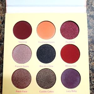 NWT - Beauty Bakery Eyeshadow Pallet in Cashmere